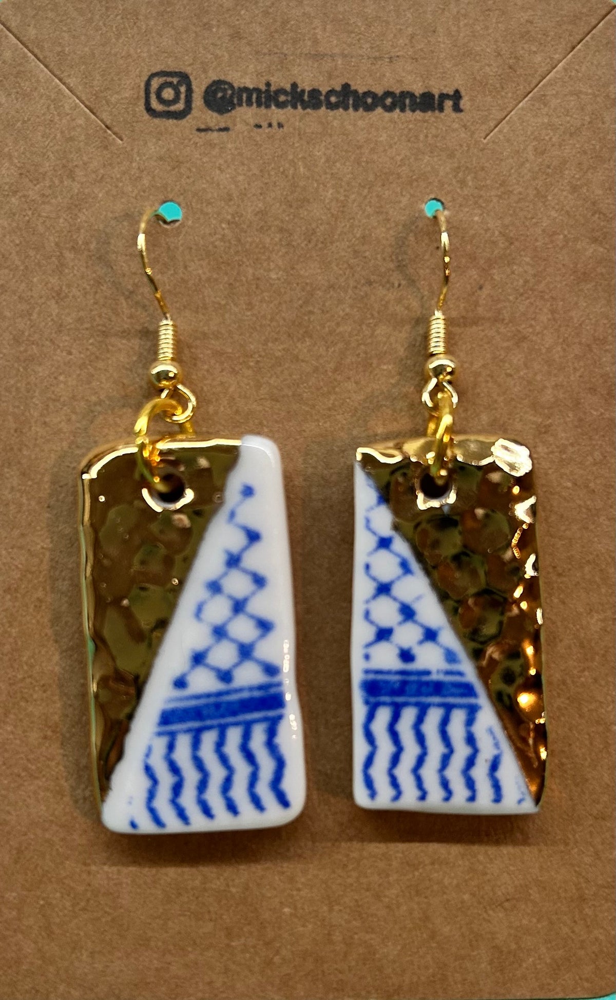 Porcelain earrings with (nickle free hooks)